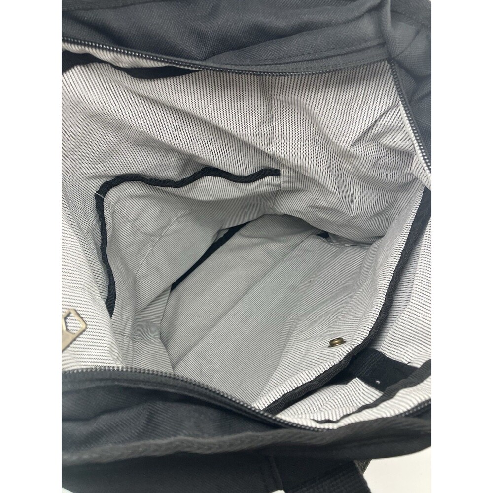 Carhartt x Ford Legacy Hybyid Convertible Backpack Tote Bag. Black Color. - Picture 5 of 13
